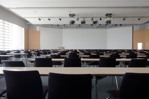 Découvrez les meilleures options de location de salles de formation à Paris